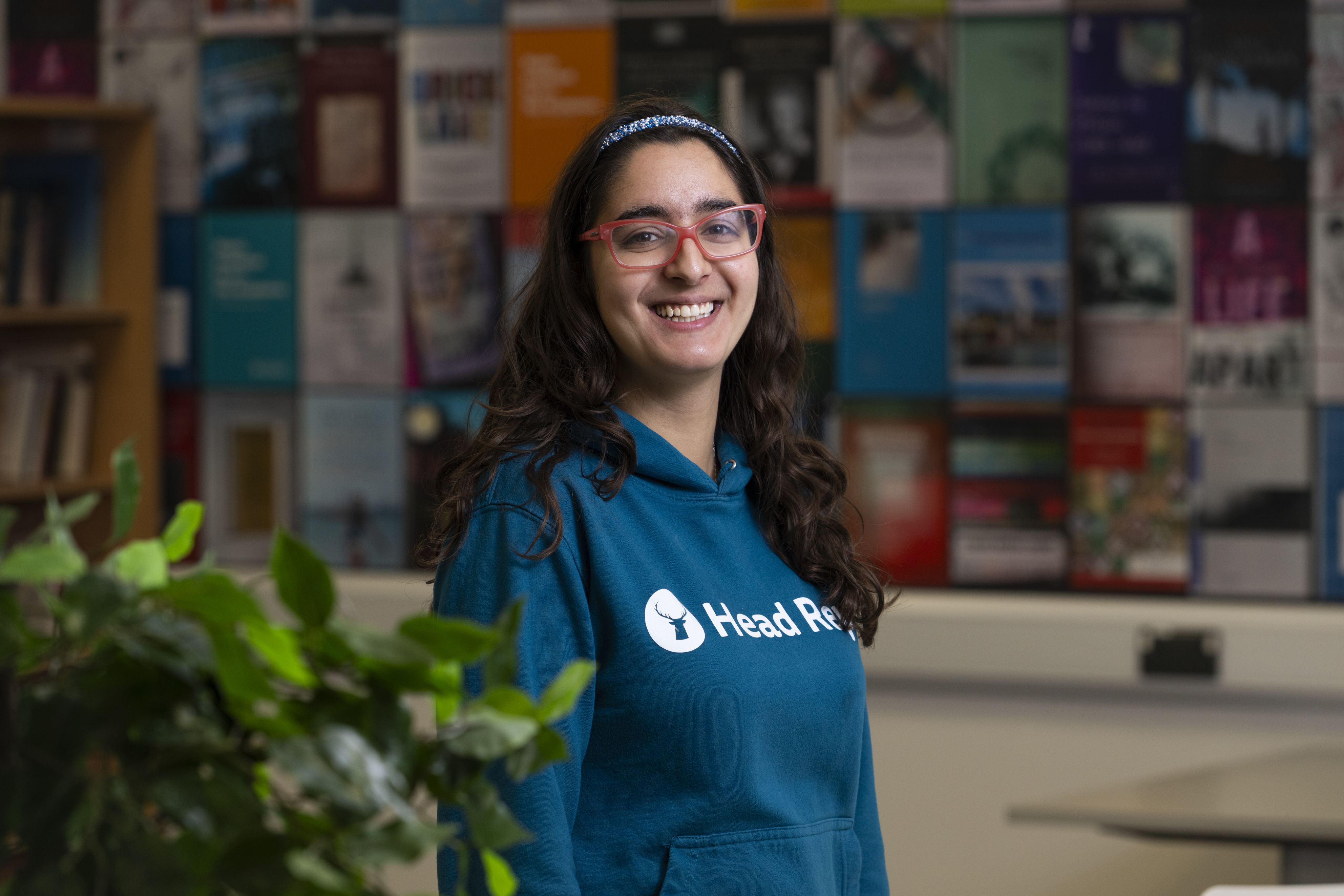 Luana Vasconcelos, an undergraduate student from Brazil